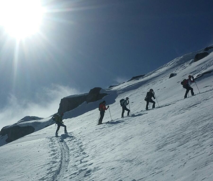 Scuola di Scialpinismo Val Rendena, a febbraio il corso per diffondere la pratica dello scialpinismo e la cultura della sicurezza