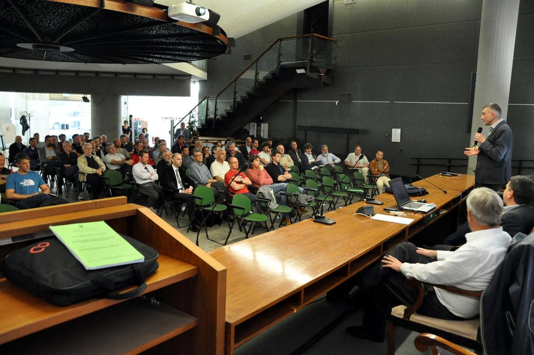 DSC 0998 imagefullwide