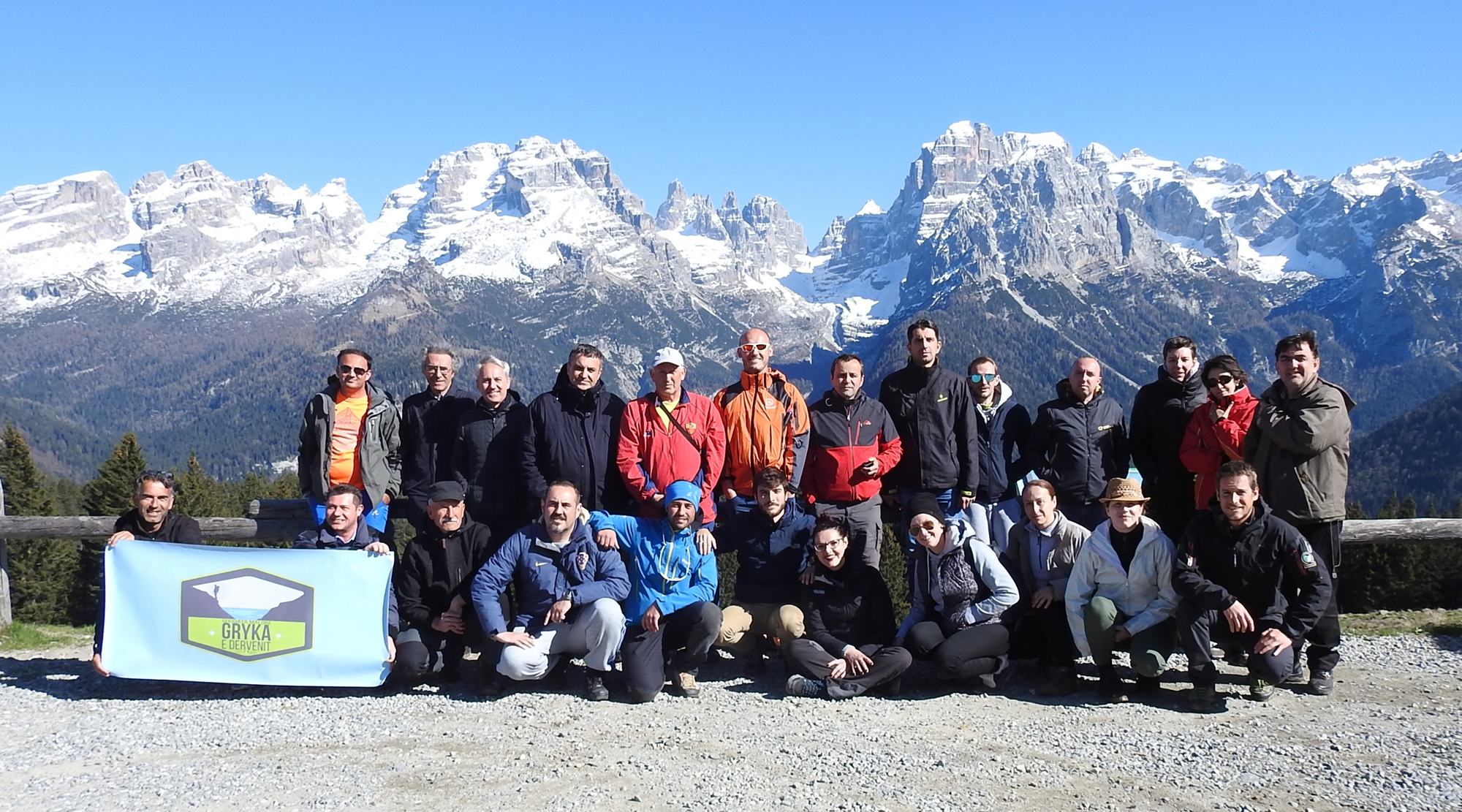 Dalla Macedonia per conoscere il Parco Naturale Adamello Brenta -   Ritort 2017