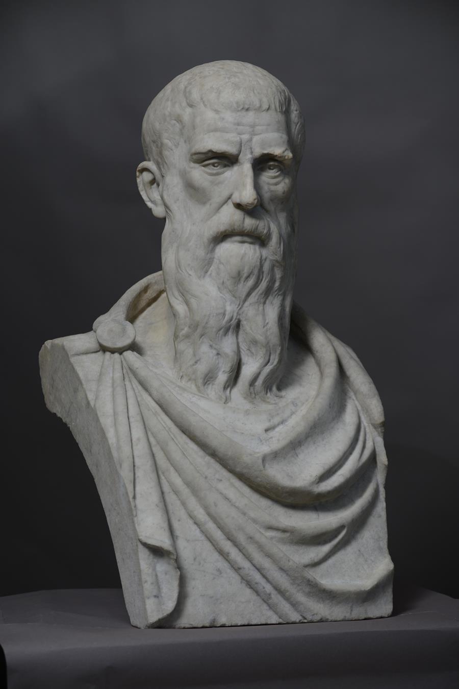 Alessandro Vittoria busto in marmo dopo il restauro foto archivio Soprintendenza 1