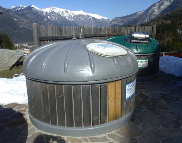 raccolta differenziata giudicarie molok