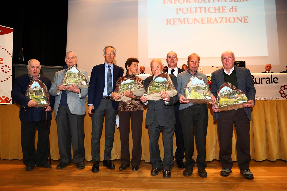 assemblea soci premiati cassa rurale Pinzolo 2015