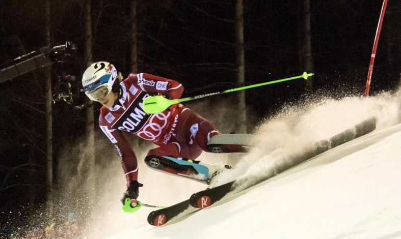 Henrik Kristoffersen in azione sul Canalone Miramonti Foto Paolo Bisti