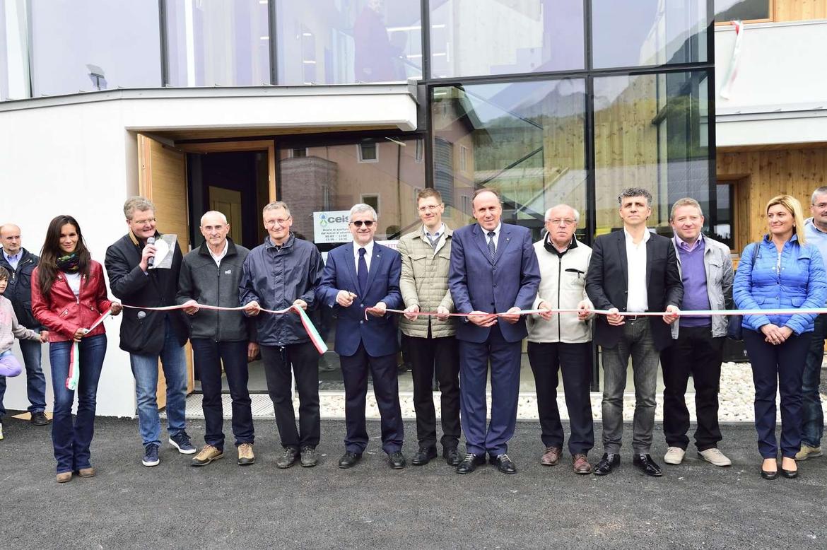 Taglio-del-nastro-affidato-al-presidente-Roberto-Gusmerotti imagefullwide