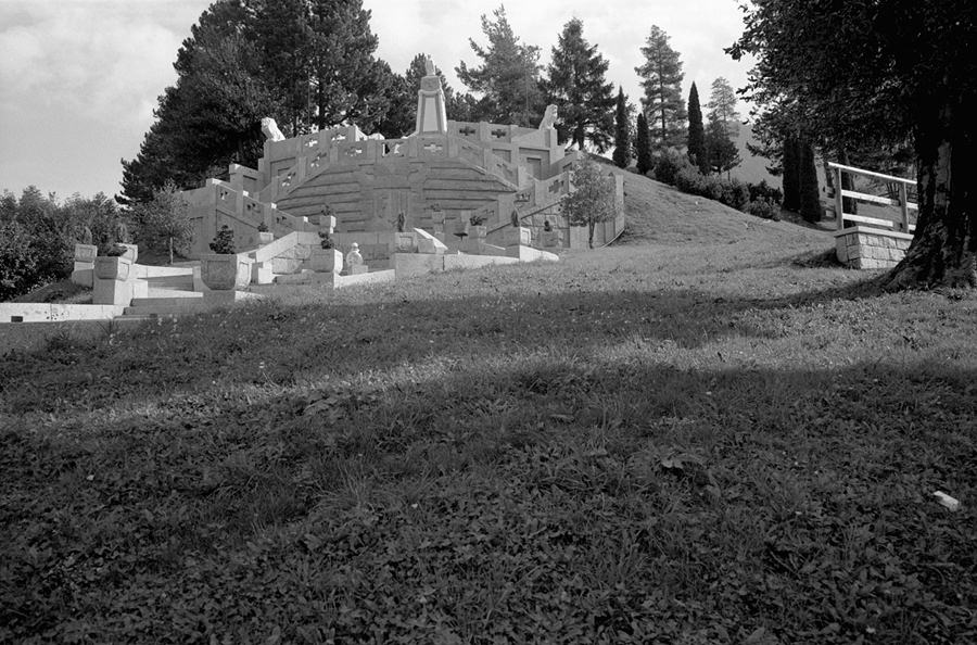 Bondo Cimitero monumentale 2012