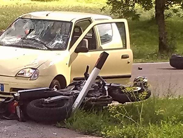 incidente a Zuclo motociclista deceduto