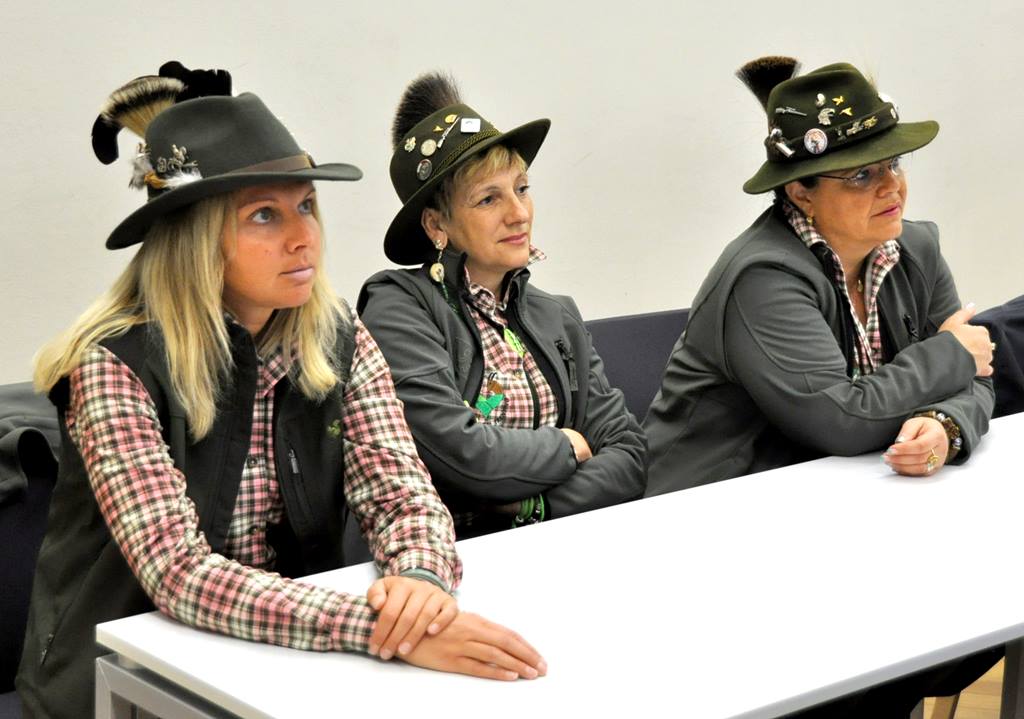 Exporiva caccia e pesca cacciatrici trentine