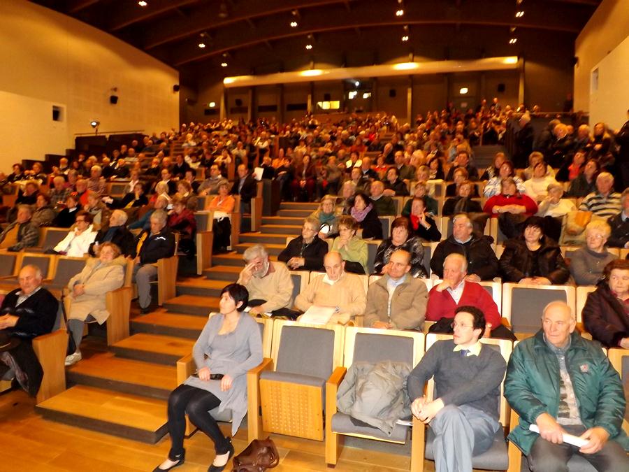 La sala- assemblea Cooperativa Pinzolo