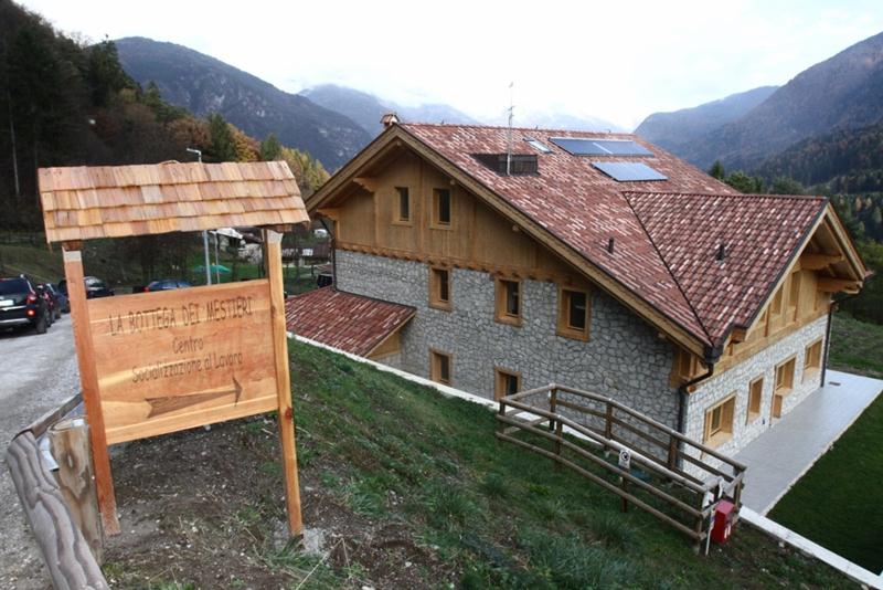 la bottega dei mestieri Tione