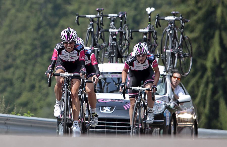 BpinkTeam2 - giro del Trentino donne
