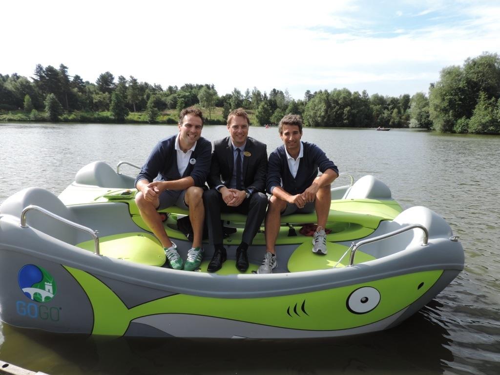 La barca GardaSolar lungo i canali di Amsterdam b La barca GardaSolar lungo i canali di Amsterdam b
